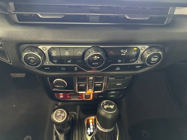Used 2024 Jeep Wrangler Unlimited image 23