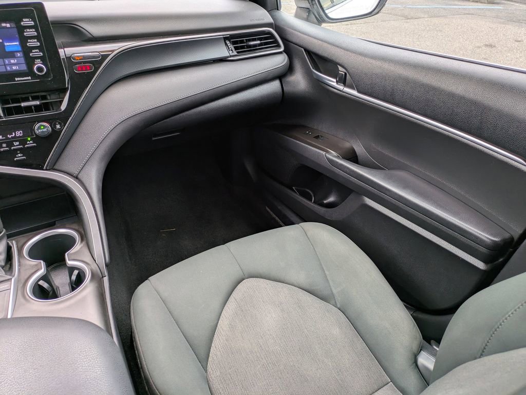 Used 2023 Toyota Camry LE image 17