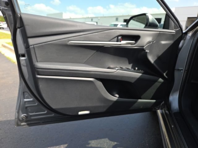 Used 2026 Toyota Camry XSE w/ Premium Plus Package FWD image 10