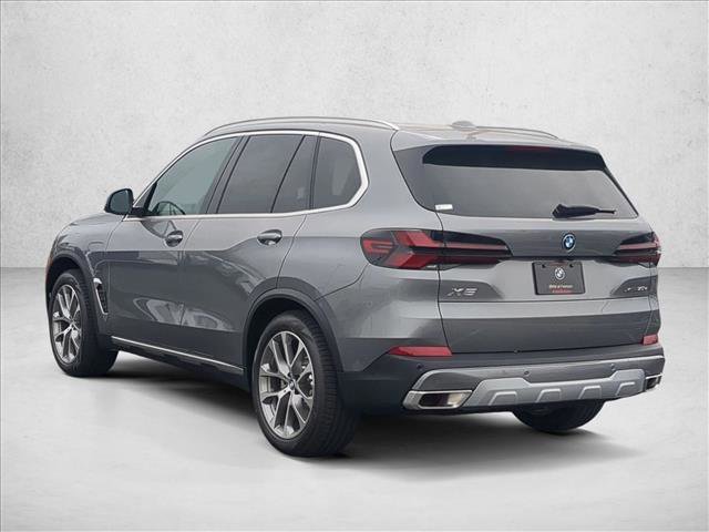 New 2026 BMW X5 xDrive50e image 9