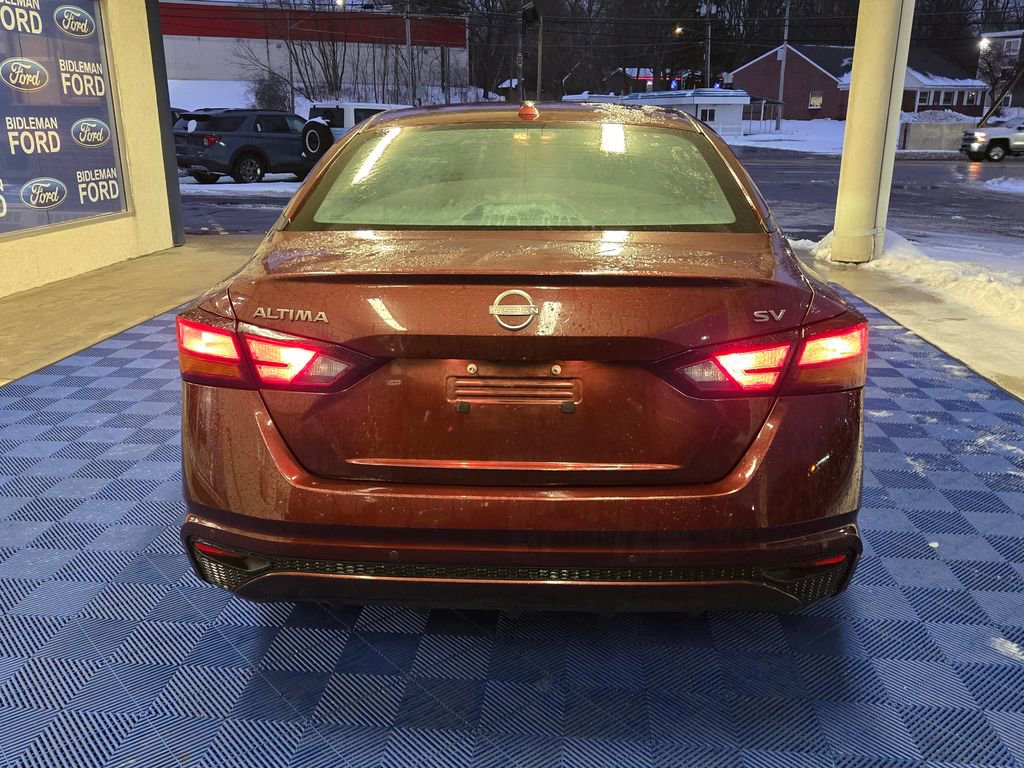 Used 2024 Nissan Altima 2.5 SV image 5