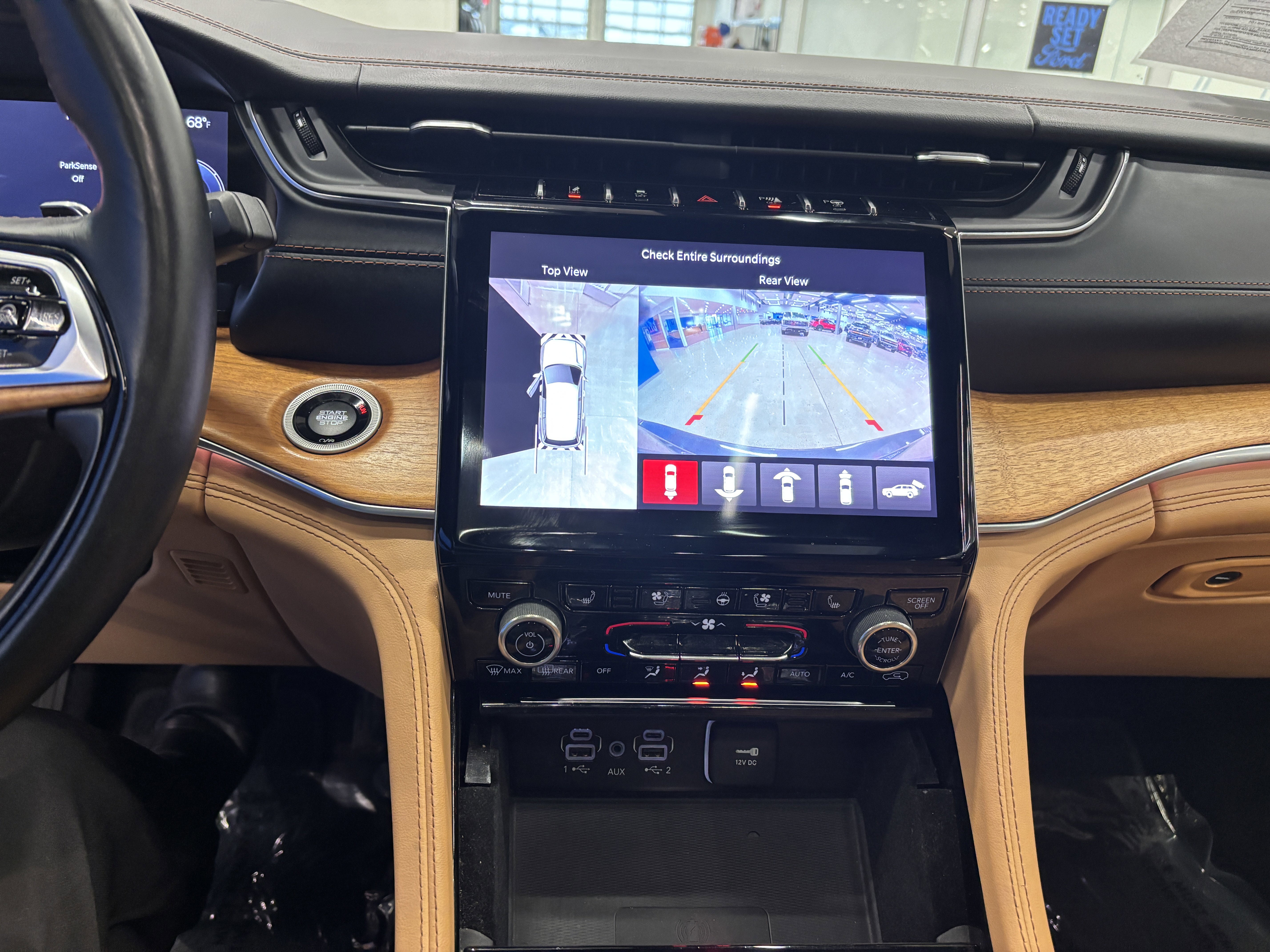 Used 2021 Jeep Grand Cherokee L Summit image 25