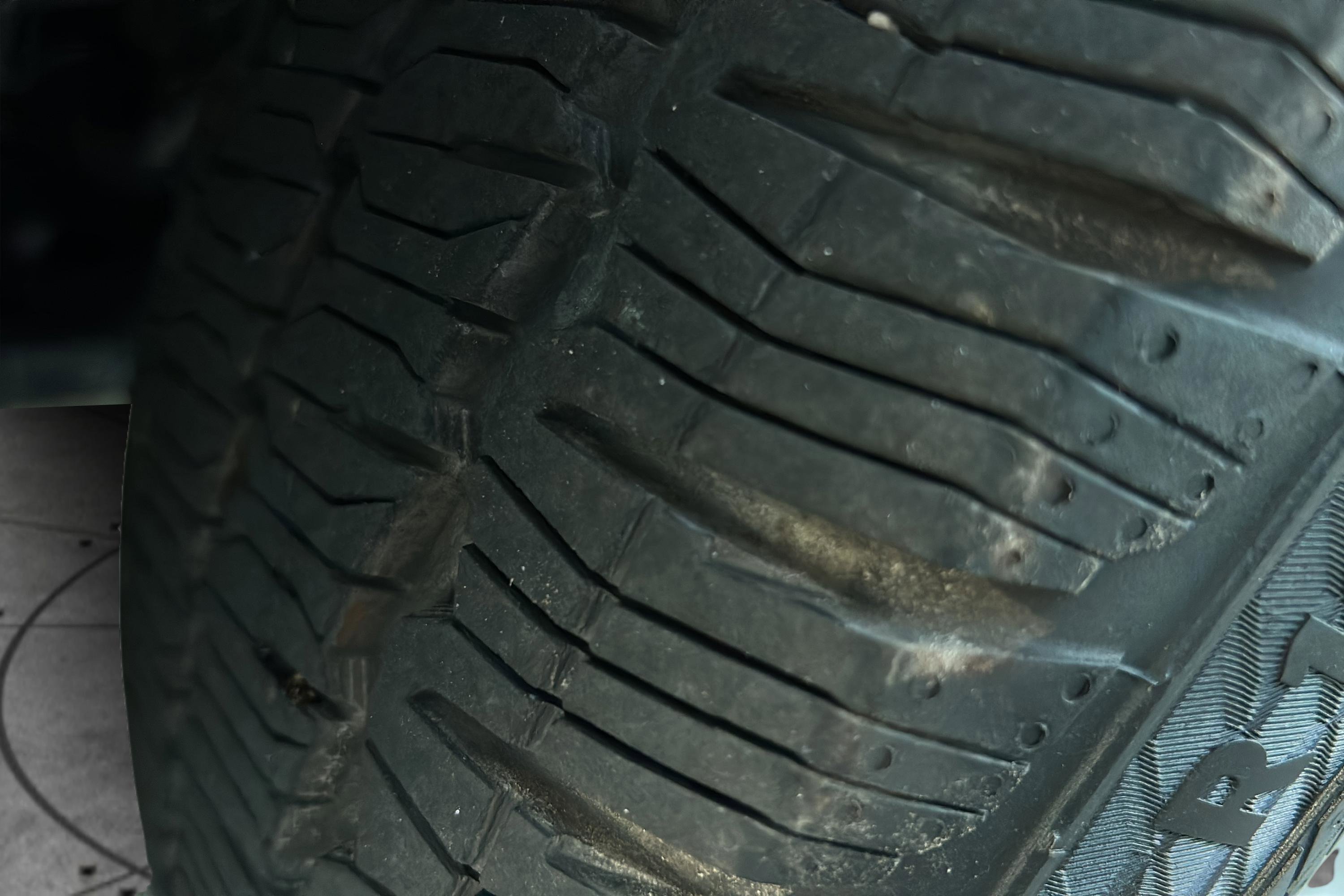 Used 2025 Ford Transit 350 XLT image 45