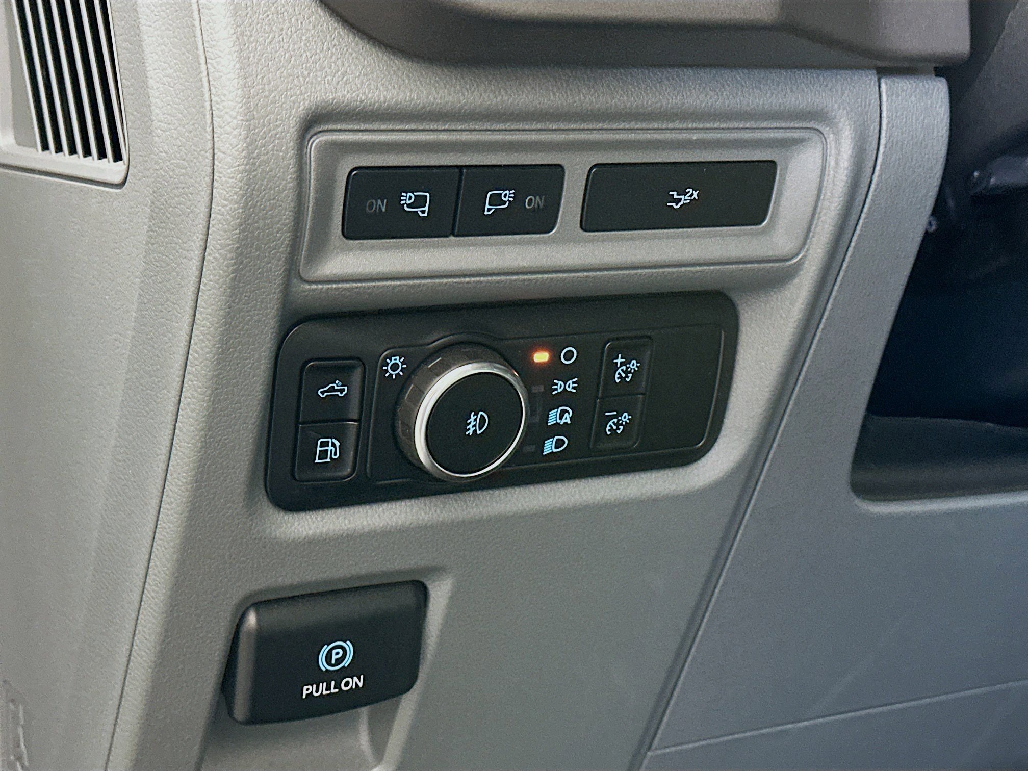 Used 2024 Ford F150 XLT w/ Equipment Group 302A MID image 17