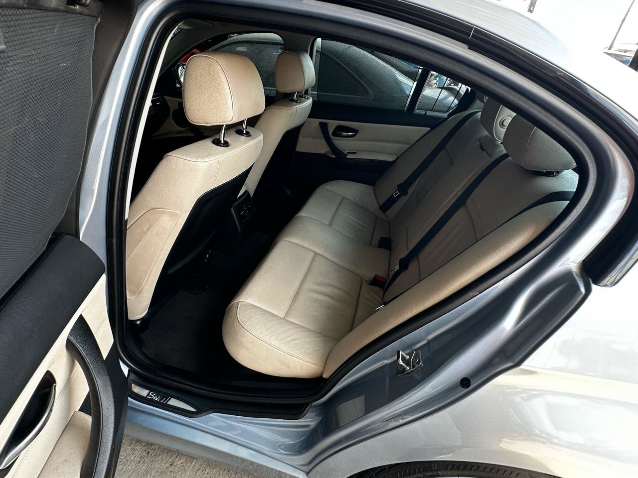 Used 2010 BMW 335i Sedan RWD image 33
