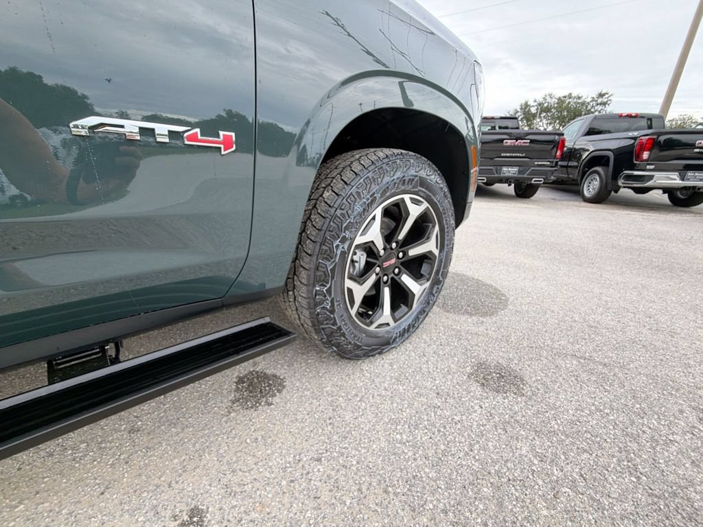 New 2026 GMC Yukon XL AT4 w/ AT4 Premium Plus Package AWD/4WD image 38