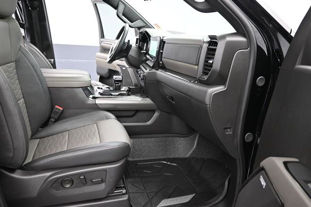 Used 2024 Chevrolet Silverado 1500 ZR2 w/ Technology Package AWD/4WD image 21