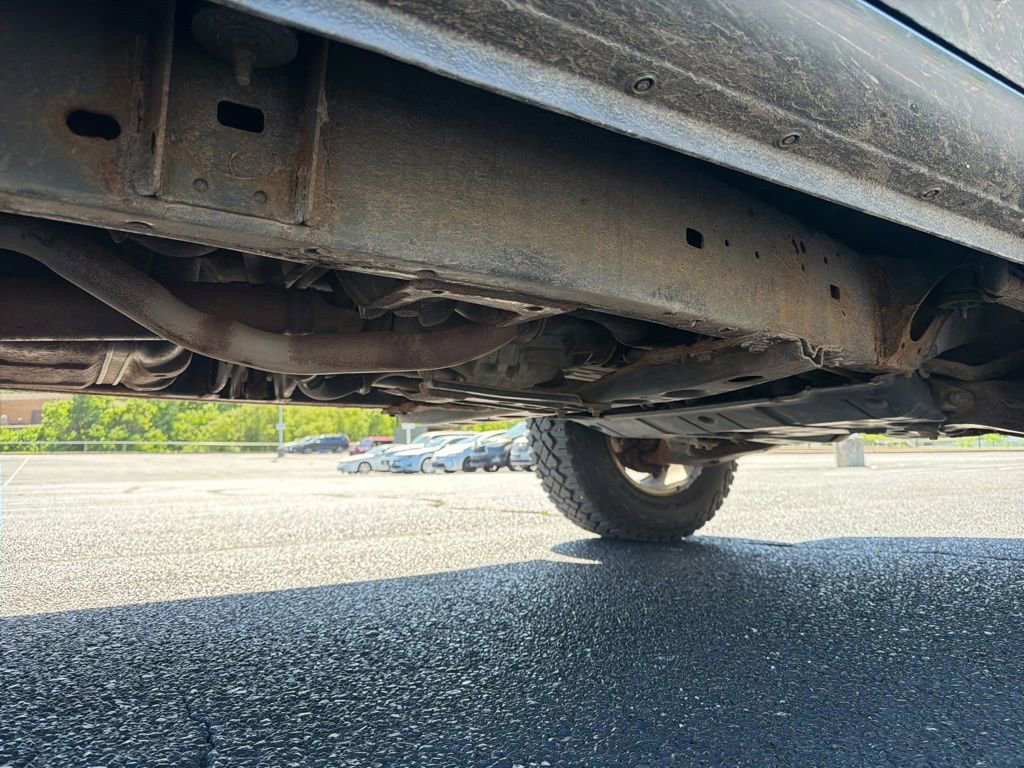 Used 2005 Toyota Land Cruiser AWD/4WD image 6
