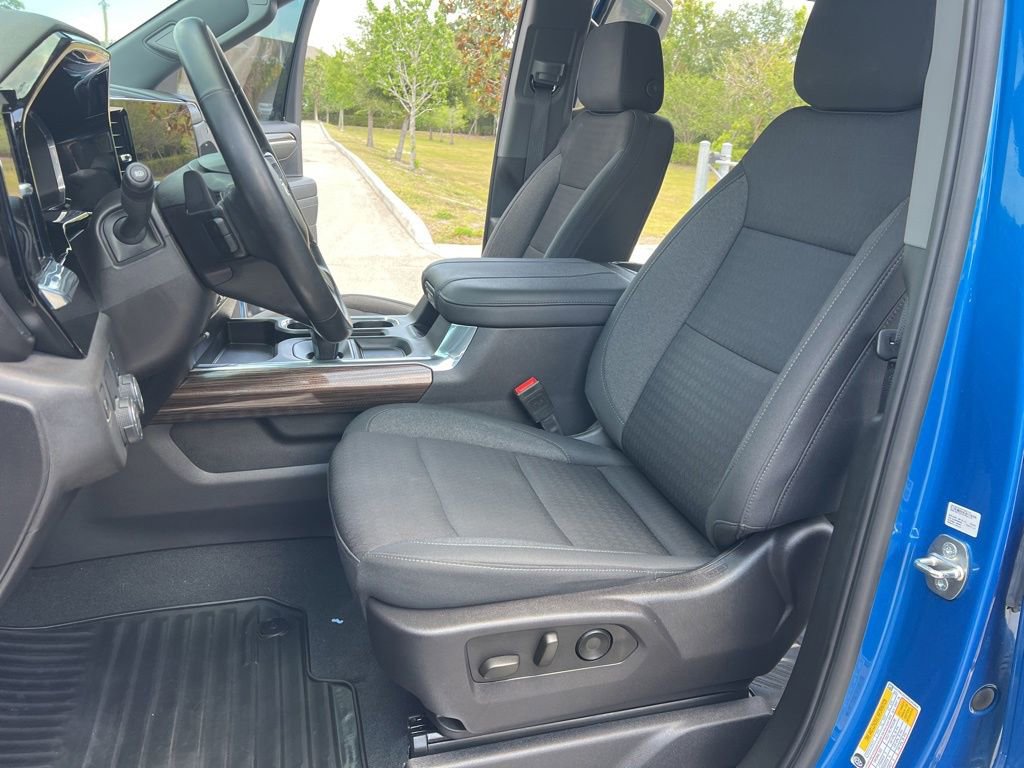 Used 2024 Chevrolet Silverado 1500 LT RWD image 36