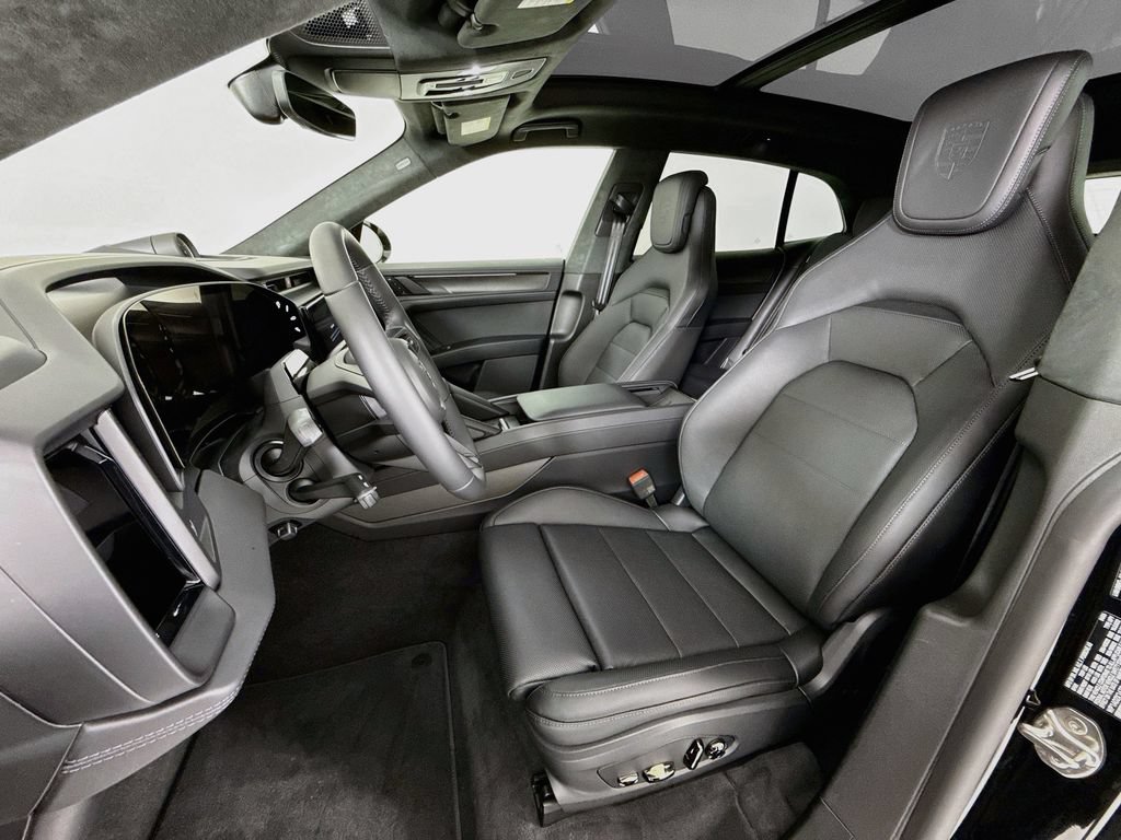 New 2026 Porsche Cayenne Turbo AWD/4WD image 5