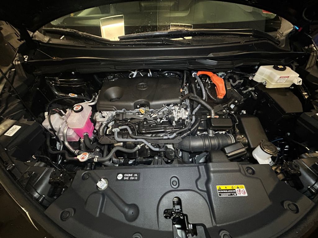 Used 2025 Toyota Sienna XLE image 24