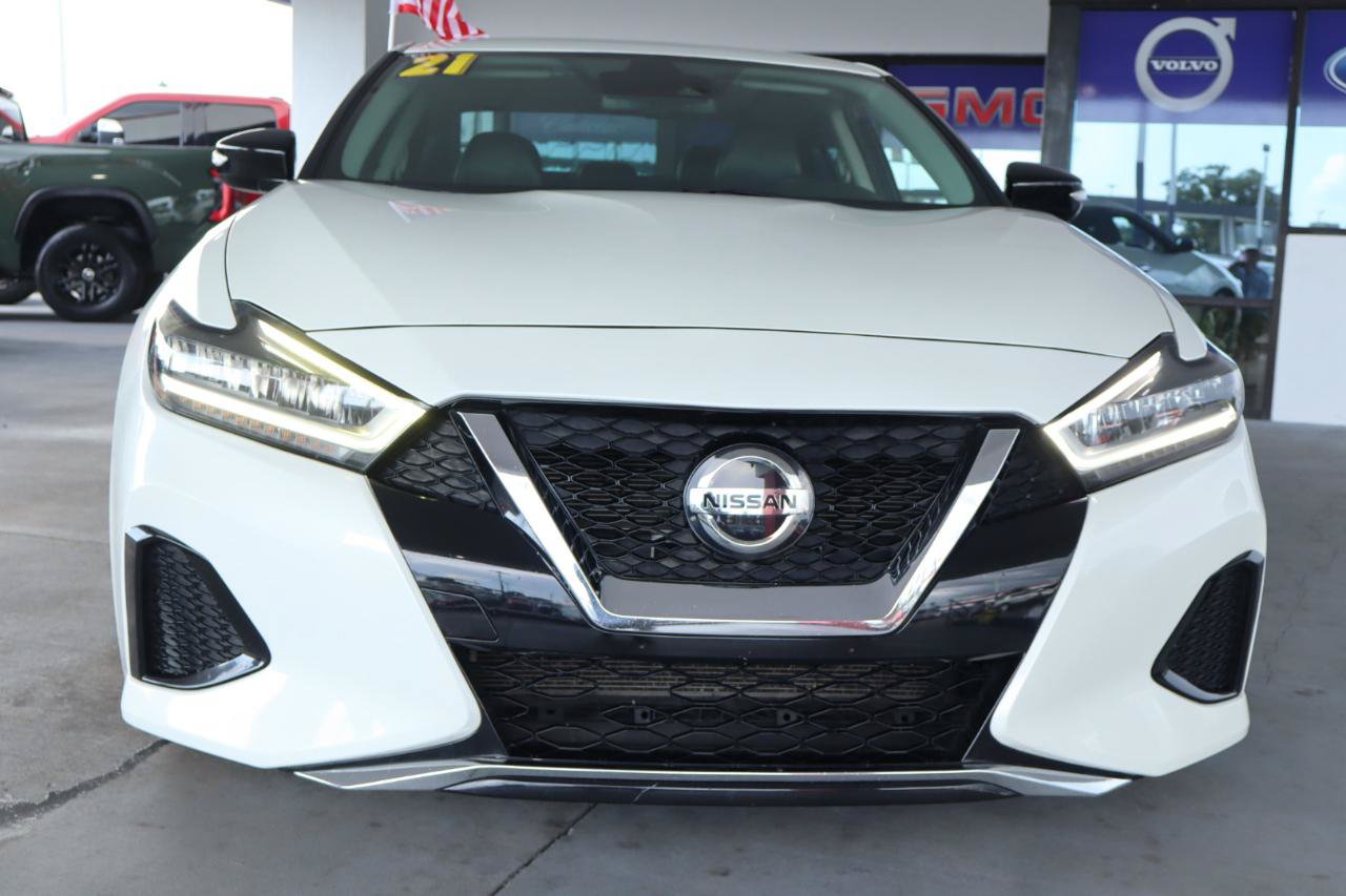 Used 2021 Nissan Maxima 3.5 SV w/ Floor Mat Group FWD image 11