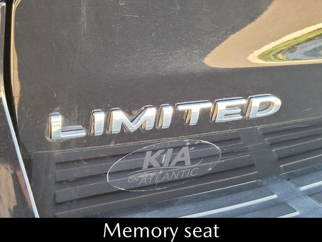 Used 2024 Ford Expedition Max Limited image 11