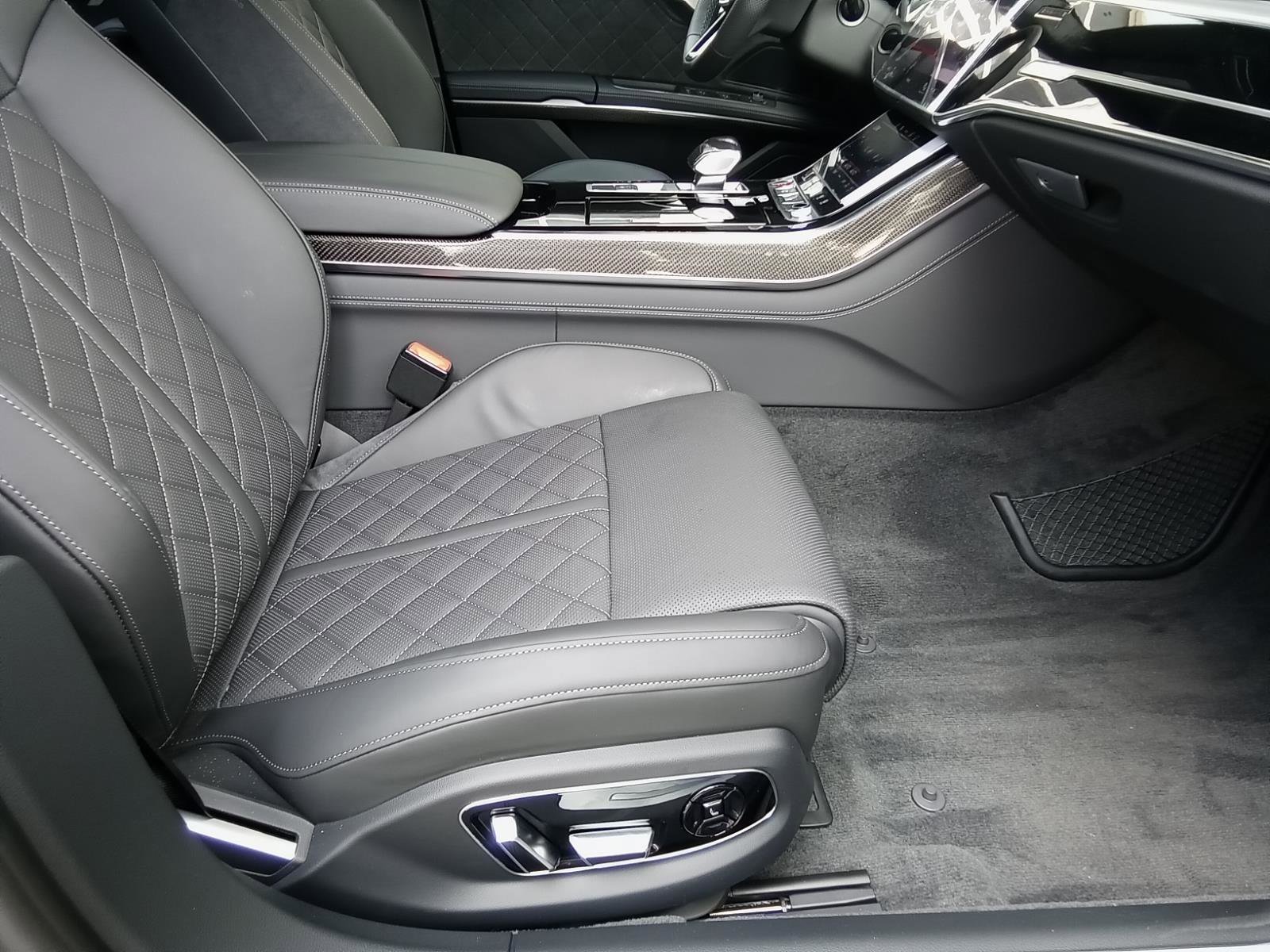 New 2025 Audi S8 image 22