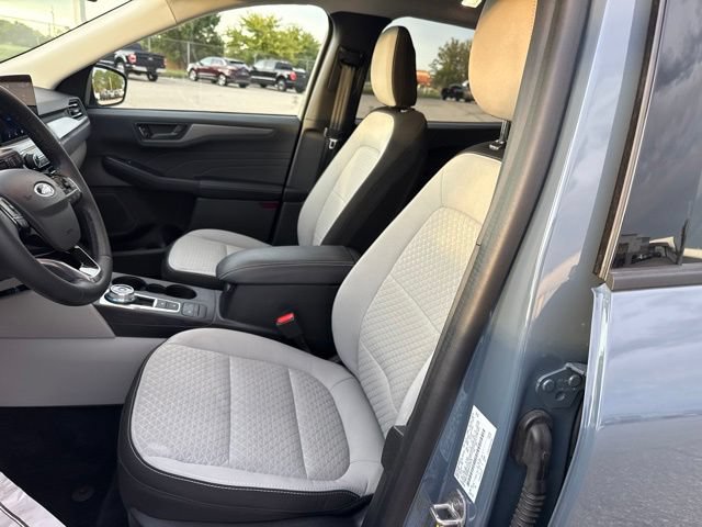 Used 2023 Ford Escape Active AWD/4WD image 18