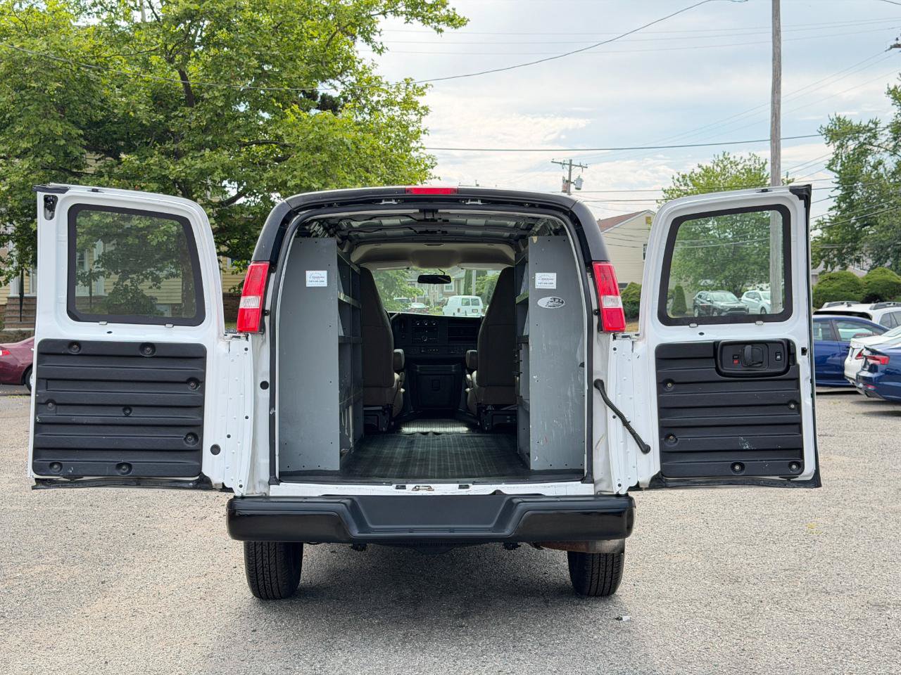 Used 2019 GMC Savana 3500 RWD image 26