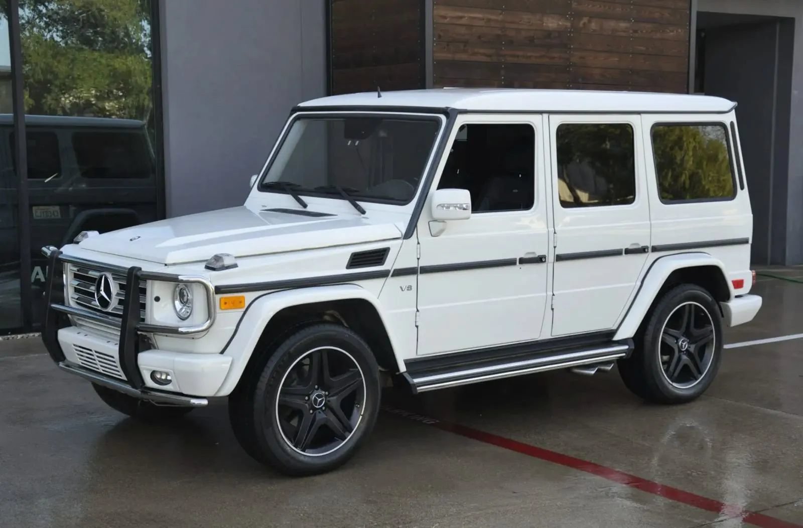 Used 2012 Mercedes-Benz G 550 image 2