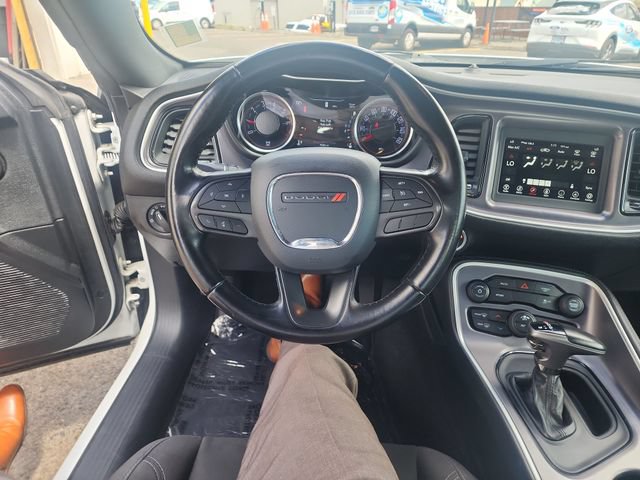 Used 2020 Dodge Challenger SXT RWD image 21