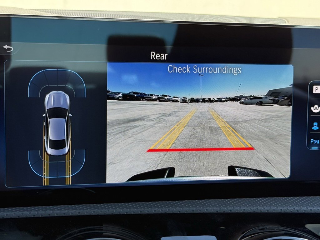 Used 2025 Mercedes-Benz CLA 250 4MATIC image 9