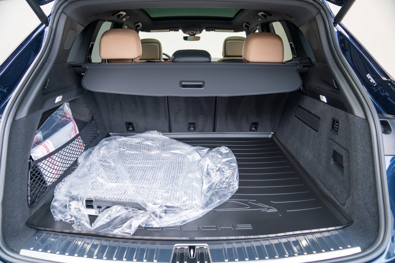 Certified 2025 Porsche Cayenne image 22