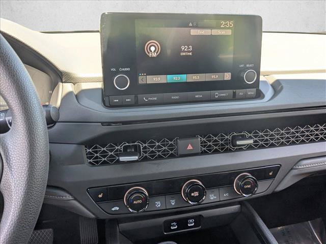 Used 2025 Honda Accord SE image 12
