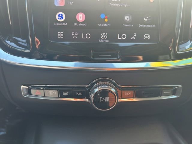 Certified 2025 Volvo V60 B5 Cross Country Plus AWD/4WD image 24