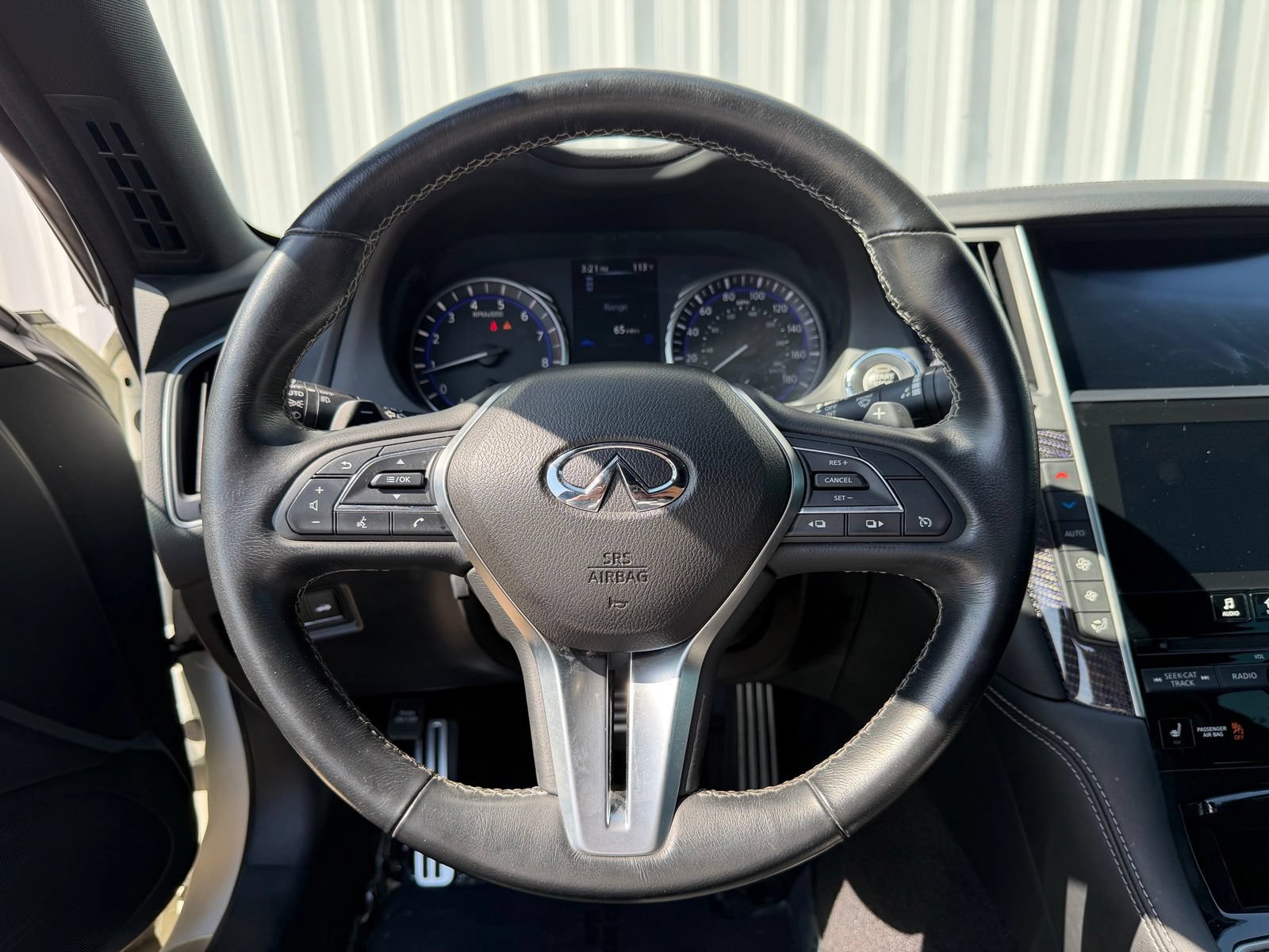 Used 2019 INFINITI Q60 Red Sport 400 w/ Carbon Fiber Package RWD image 14
