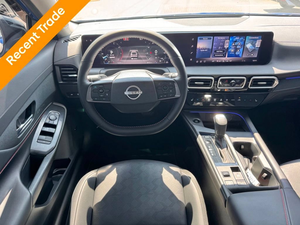 Used 2026 Nissan Sentra SR w/ SR Premium Package FWD image 2