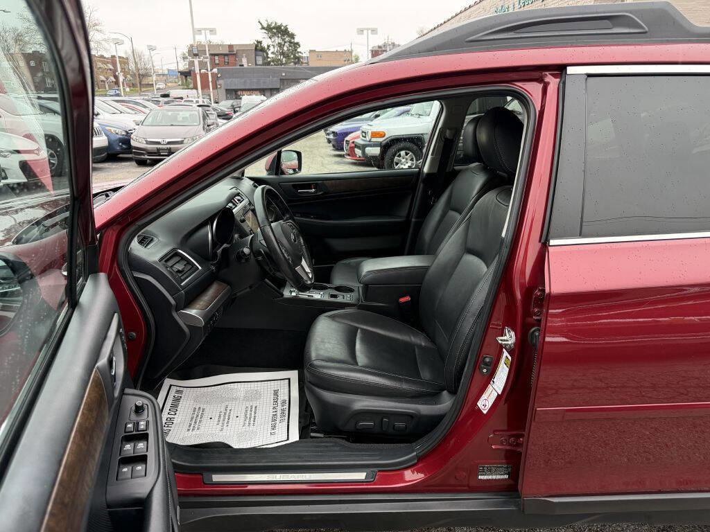 Used 2016 Subaru Outback 3.6R Limited image 11