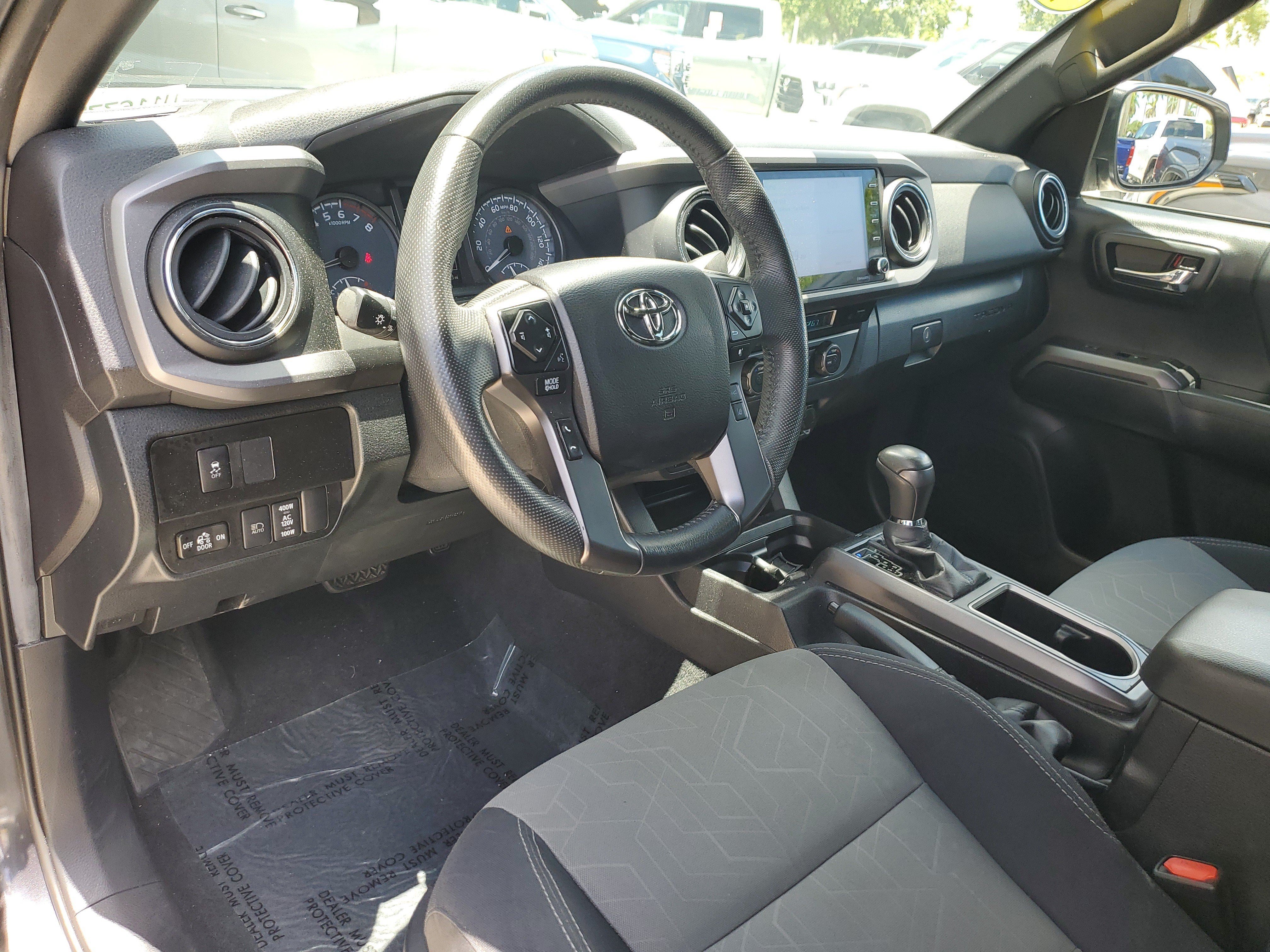 Used 2022 Toyota Tacoma TRD Off-Road w/ Technology Package RWD image 19