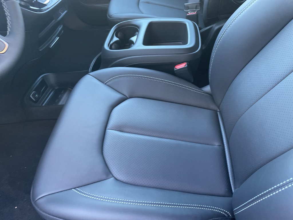 New 2026 Chrysler Voyager LX FWD image 8
