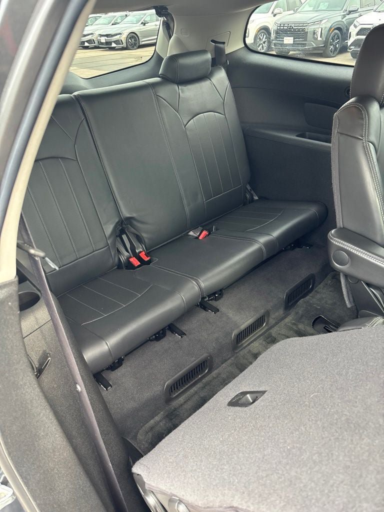Used 2014 Buick Enclave Leather AWD/4WD image 30