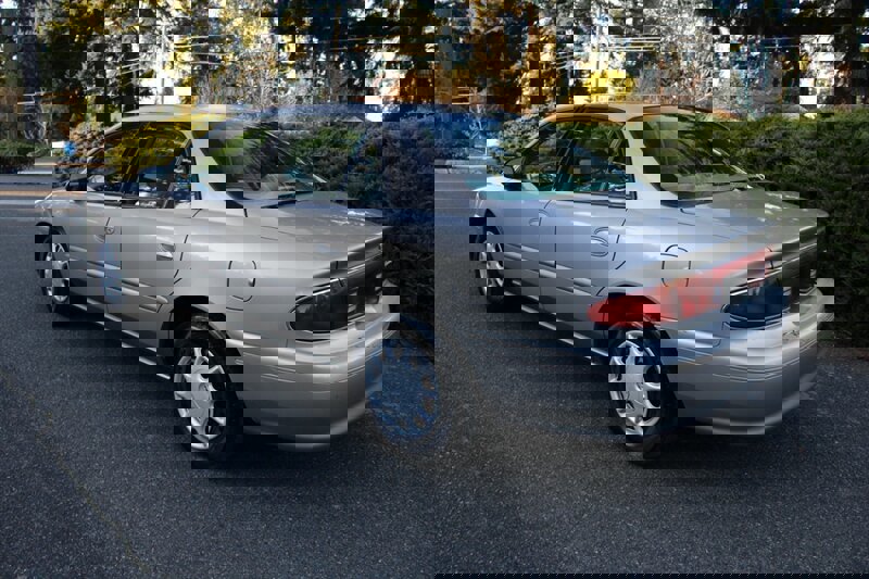 Used 2003 Buick Century Custom image 4