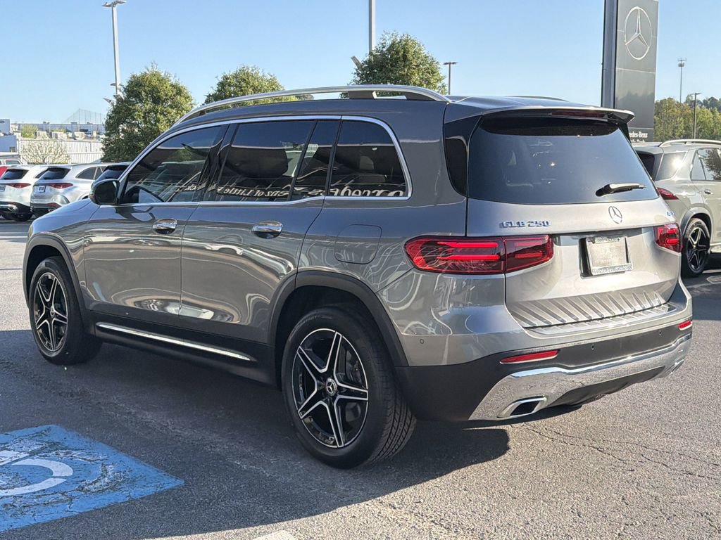 Certified 2026 Mercedes-Benz GLB 250 4MATIC image 5