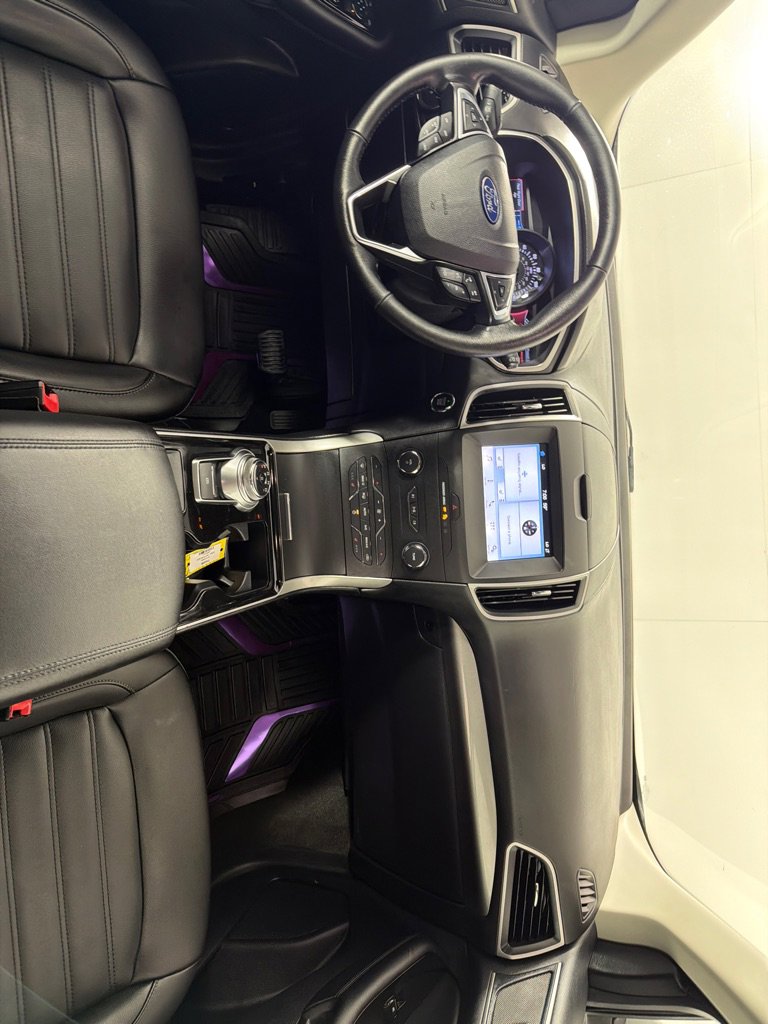 Used 2019 Ford Edge SEL w/ Equipment Group 201A AWD/4WD image 25