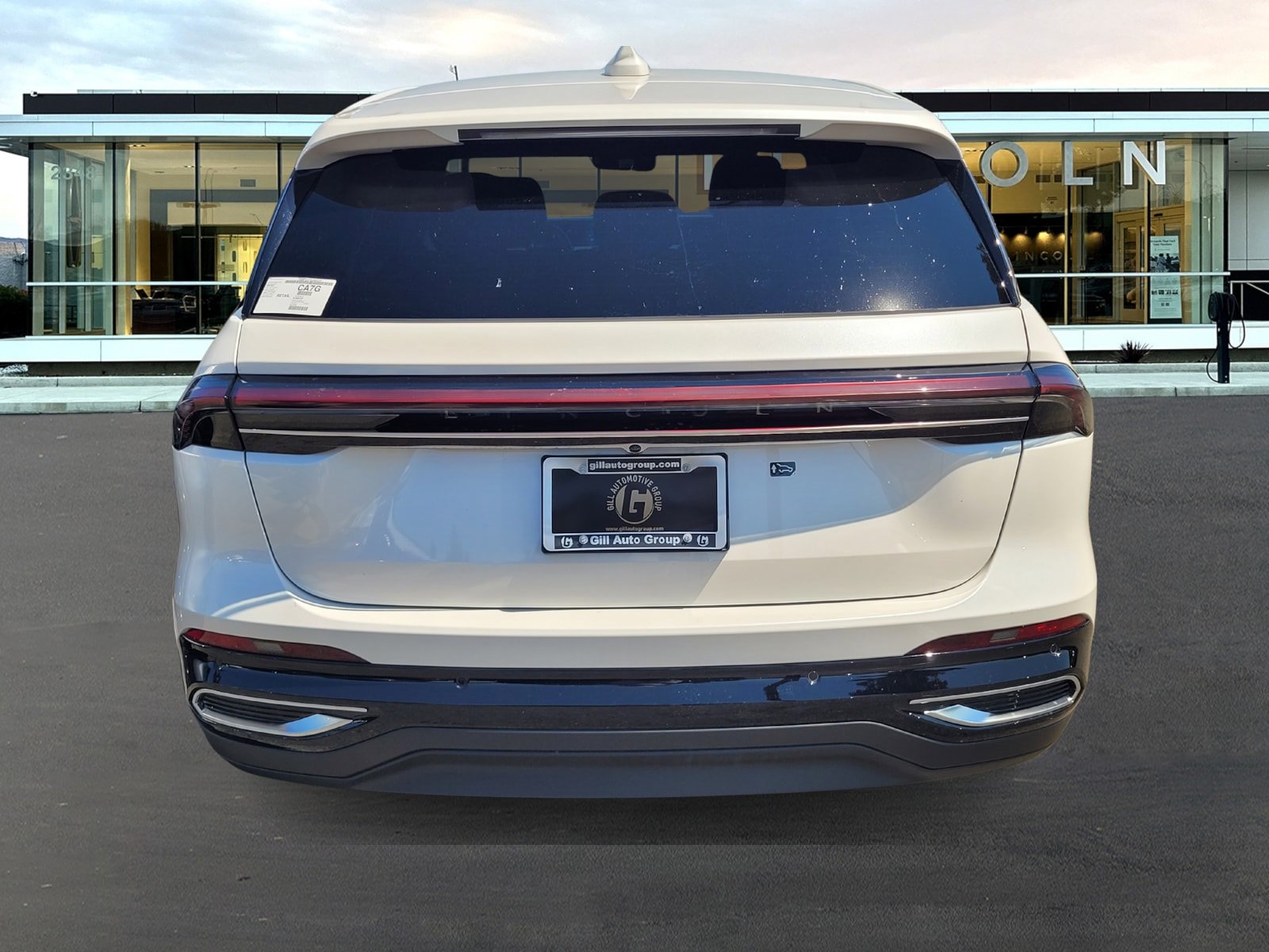 New 2025 Lincoln Nautilus Premier image 5