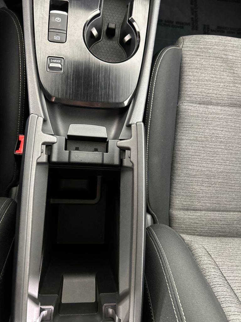 Used 2023 Nissan Rogue SV image 23