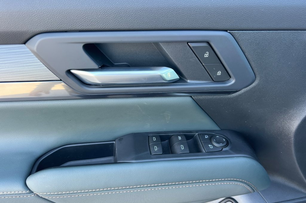 New 2026 GMC Terrain AT4 w/ Technology Package II image 8