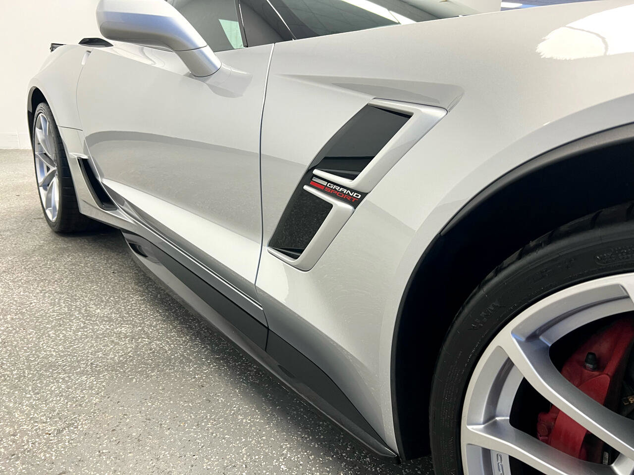 Used 2019 Chevrolet Corvette Grand Sport image 25