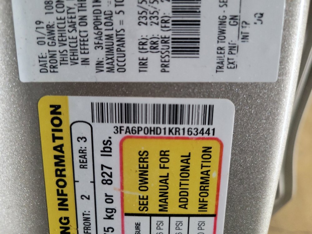 Used 2019 Ford Fusion SE FWD image 33