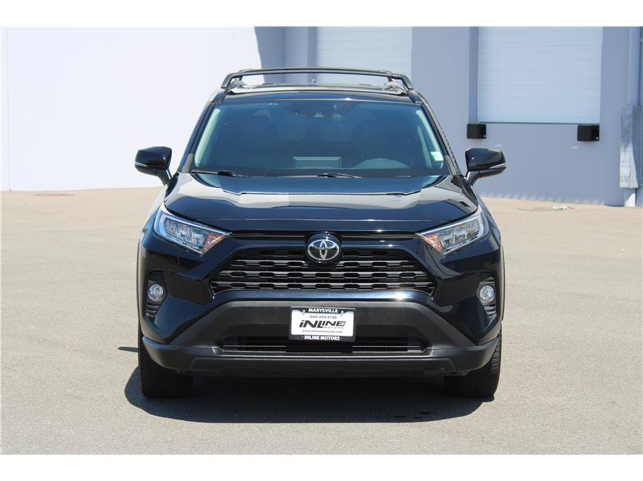 Used 2021 Toyota RAV4 XLE Premium AWD/4WD image 5