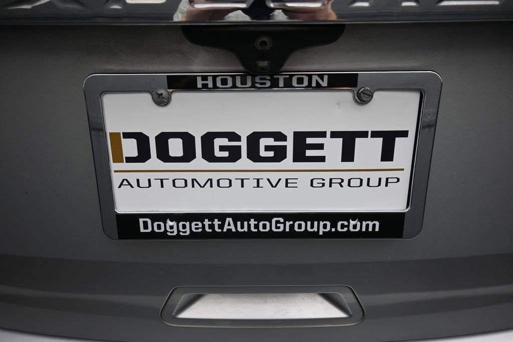 Used 2017 Ford Explorer XLT FWD image 24