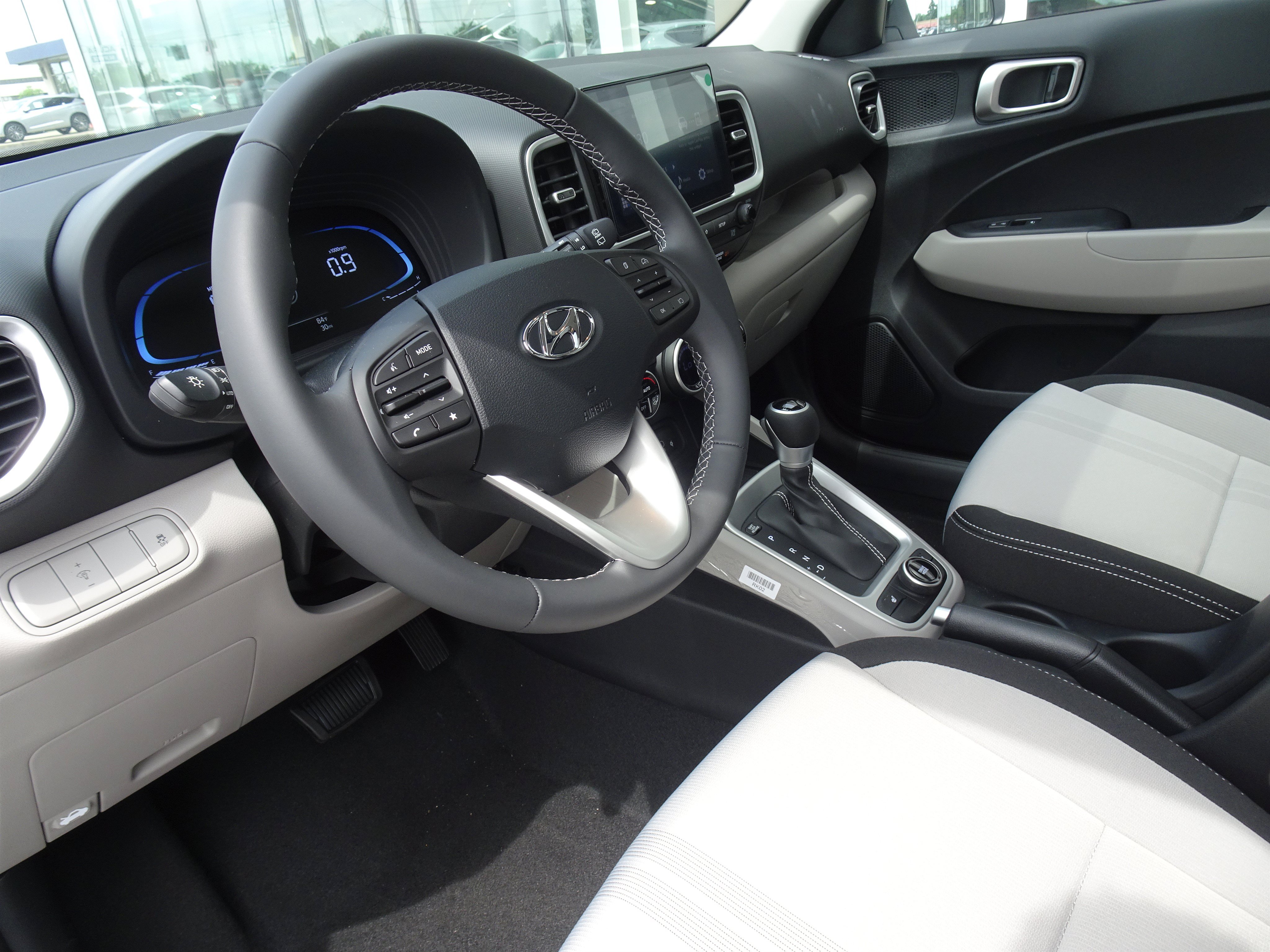 New 2026 Hyundai Venue SEL FWD image 11
