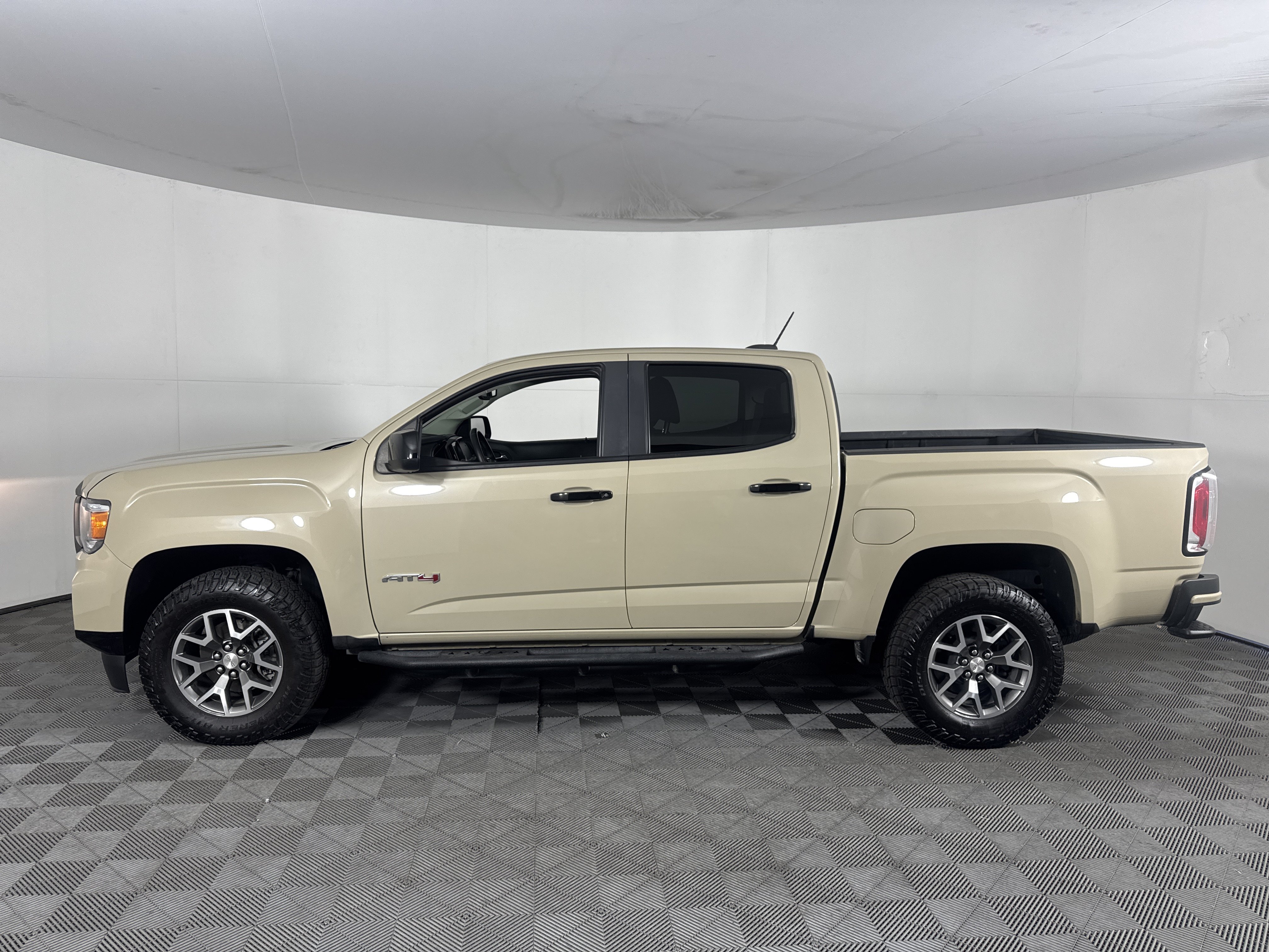 Used 2021 GMC Canyon AT4 w/ Trailering Package AWD/4WD image 7