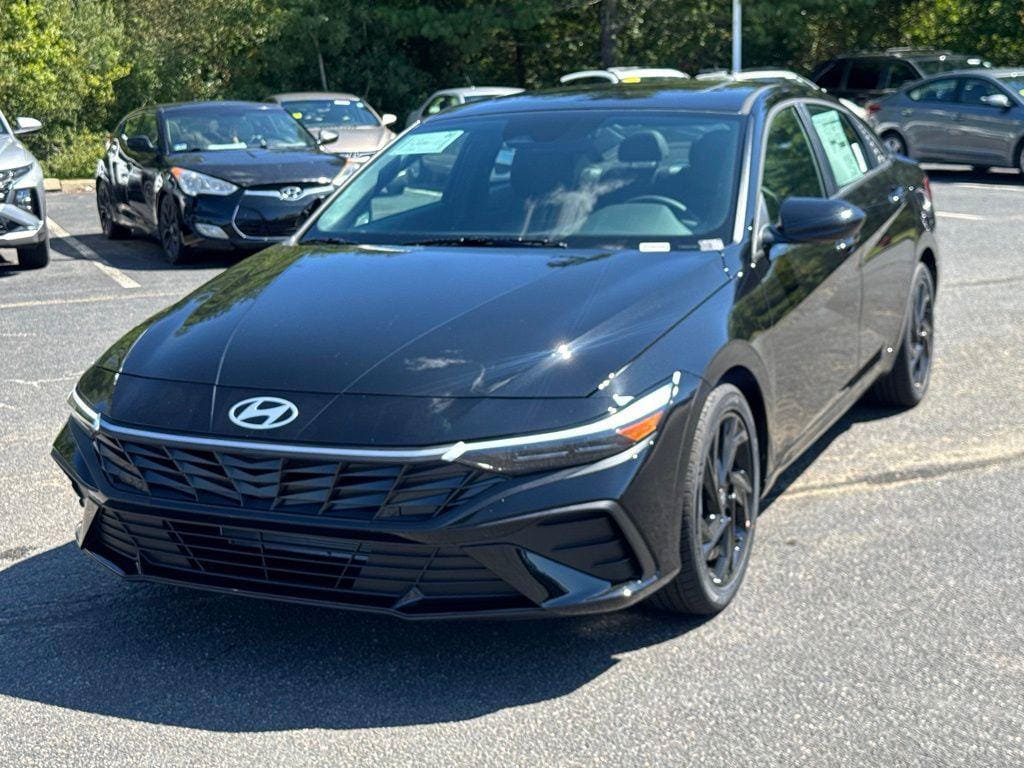 New 2026 Hyundai Elantra SEL Sport