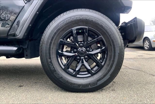 Used 2022 Jeep Gladiator Sport image 9