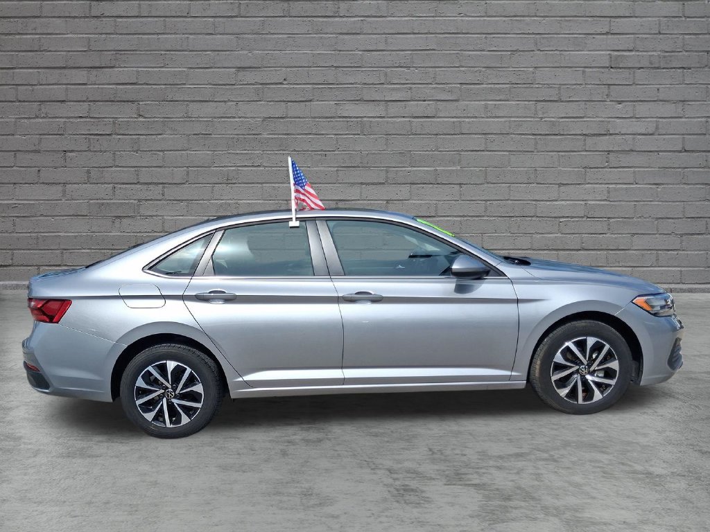 Used 2024 Volkswagen Jetta S FWD image 12