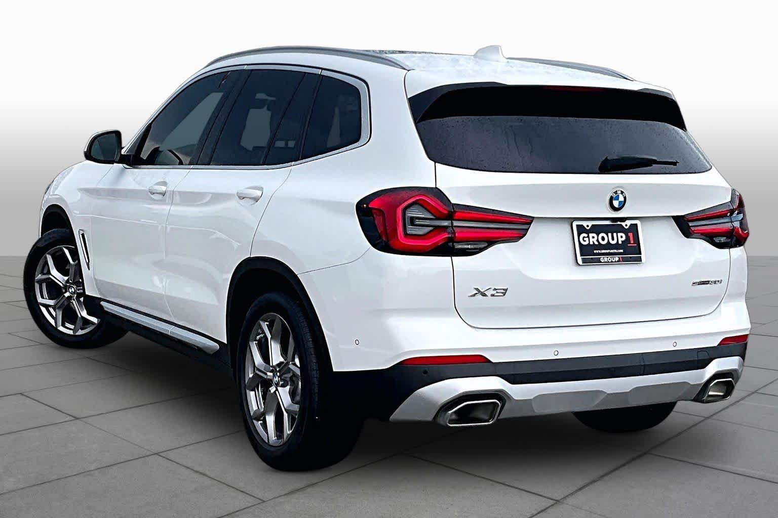 Used 2023 BMW X3 sDrive30i w/ Premium Package w/ZPA RWD image 11