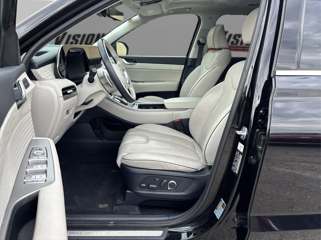 Used 2024 Hyundai Palisade Calligraphy AWD/4WD image 9