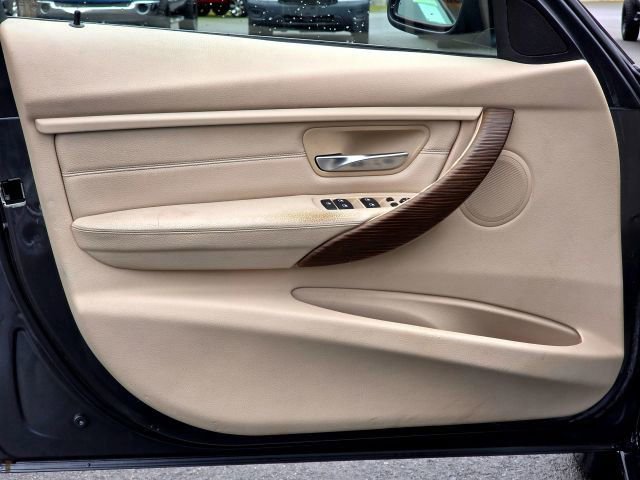 Used 2012 BMW 328i Sedan image 25